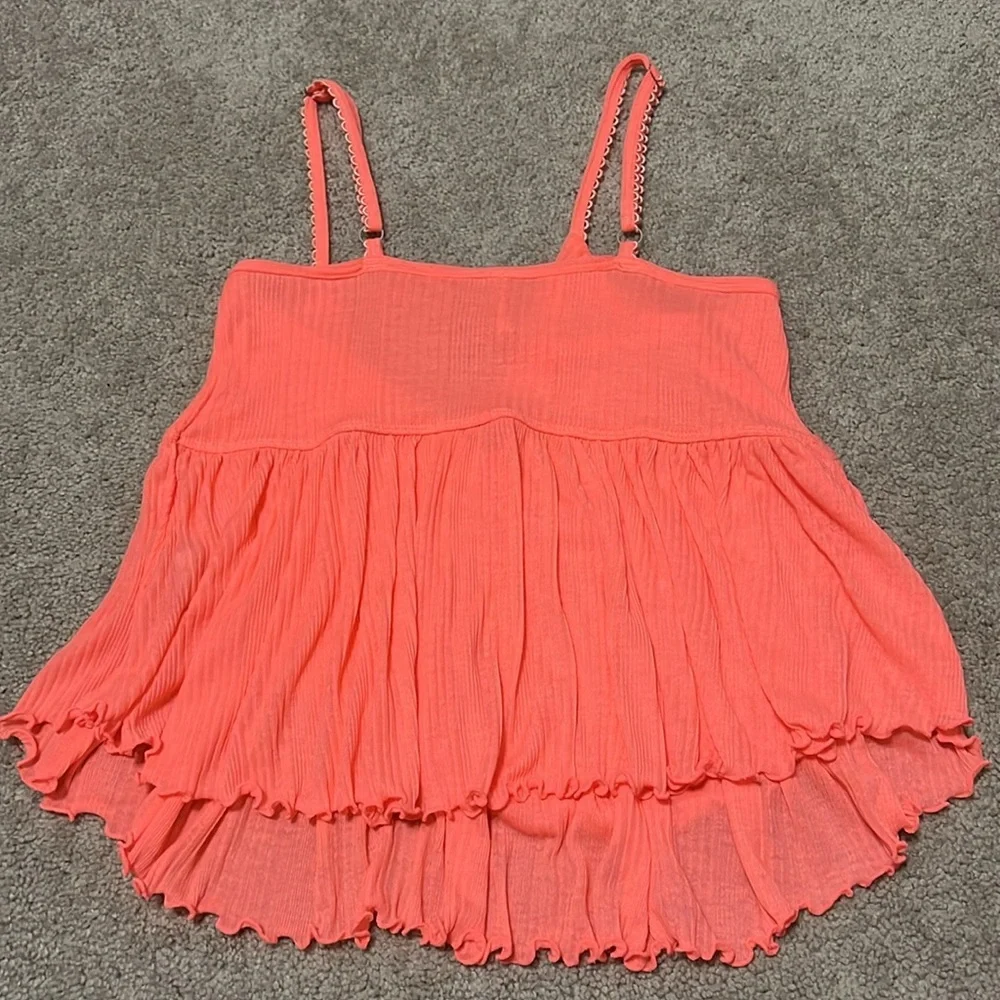 FREE PEOPLE soft tiered coral top Size S